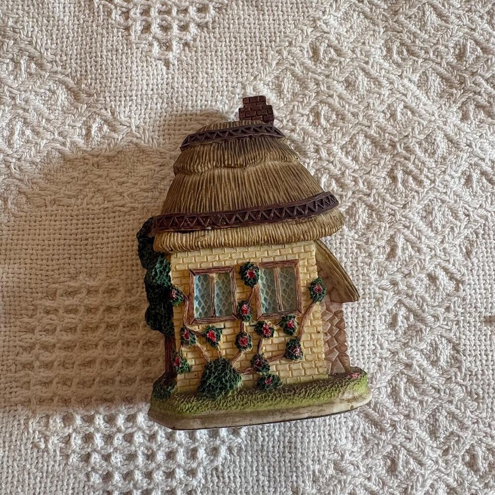 Mushroom Cottage Decorative Clock Working Condition